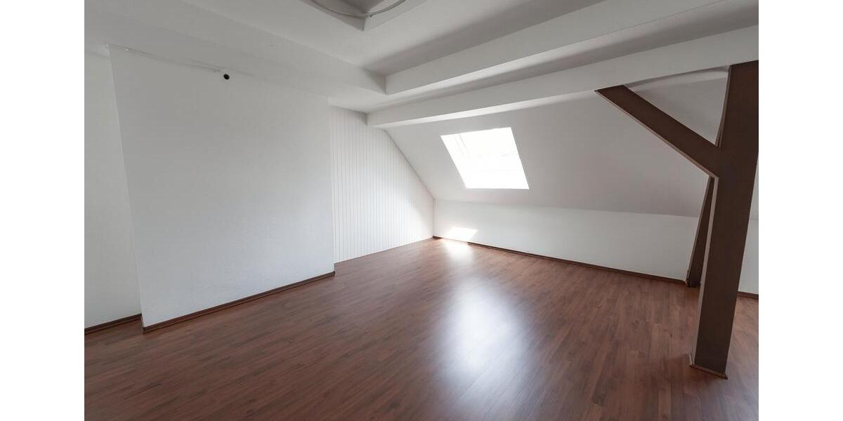 Dachgeschoßwohnung Bochum Bochum-Nord - 3 Zimmer, 92 m&sup2;, 760&euro; | Angebot:26581057