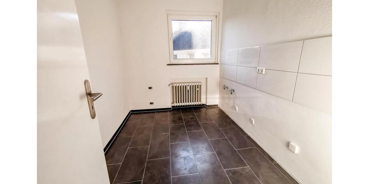 Etagenwohnung Mülheim an der Ruhr Heißen - 4 Zimmer, 80 m&sup2;, 699&euro; | Angebot:26023862