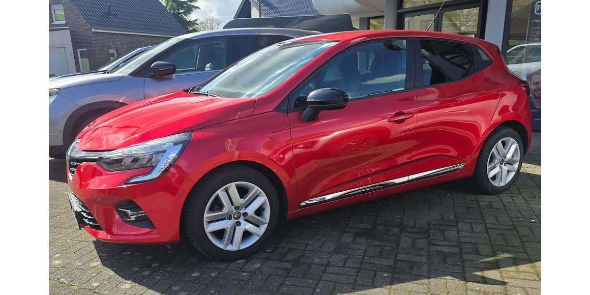 Renault Clio 25.576 km 13.334 &euro; Heiden 46359
