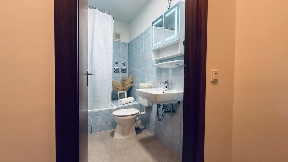 Etagenwohnung Duisburg Duisburg-Mitte - 1 Zimmer, 32 m&sup2;, 335&euro; | Angebot:26693826