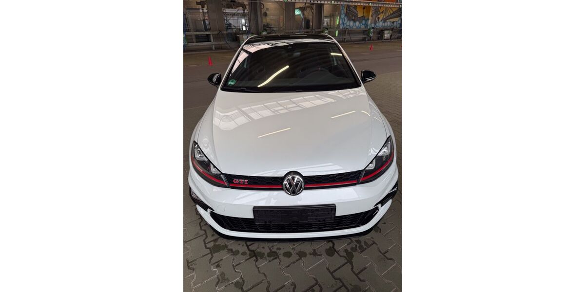 VW Golf 76.000 km 21.000 &euro; Wesel 46487