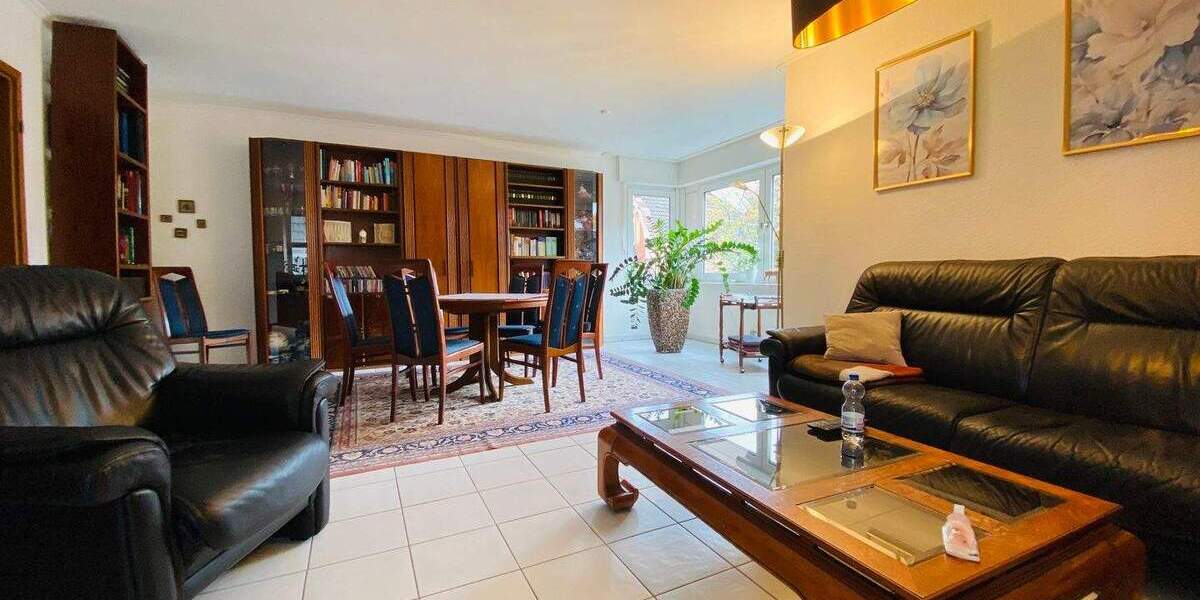 Etagenwohnung Bottrop Stadtmitte - 3 Zimmer, 82 m&sup2;, 180.500&euro; | Angebot:25735439