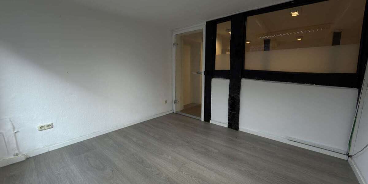Büro- und Praxisfläche in Hattingen-Altstadt mit IT-Raum, LAN, Seminarraum & Garten - Gewerbeobjekt Hattingen Baak | Angebot:26066718