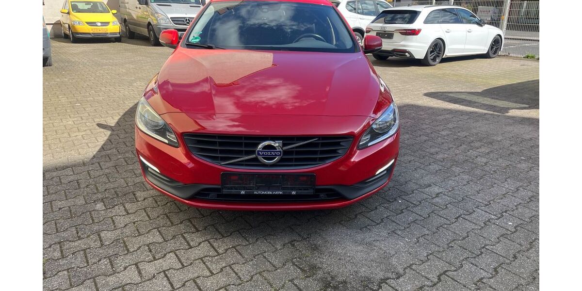 Volvo V60 242.000 km 5.900 &euro; Duisburg 47057
