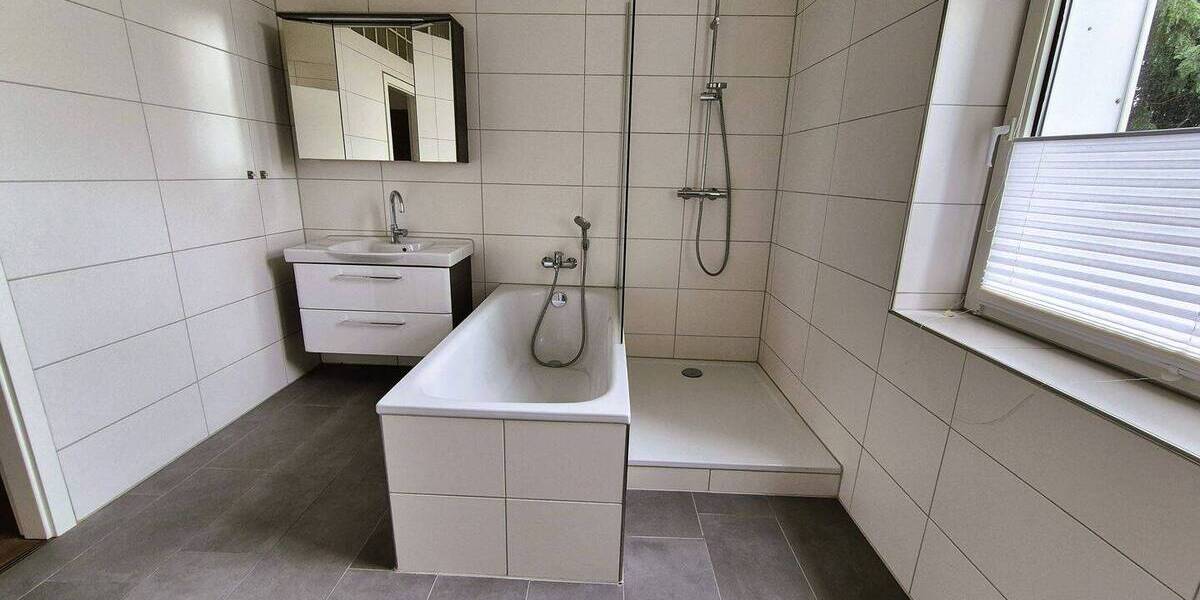 Etagenwohnung Gelsenkirchen Horst - 4 Zimmer, 116 m&sup2;, 740&euro; | Angebot:26127696