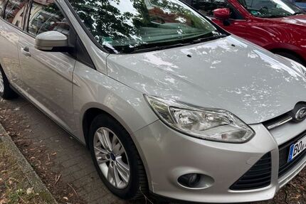 Ford Focus 284.500 km 2.499 &euro; Bochum 44892