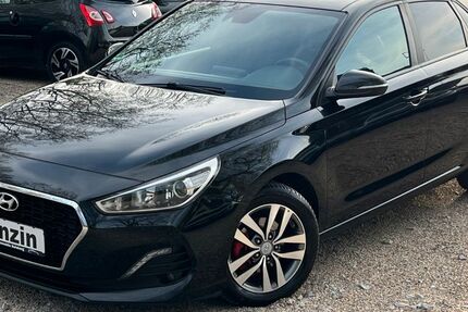 Hyundai i30 60.805 km 11.999 &euro; Duisburg 47137
