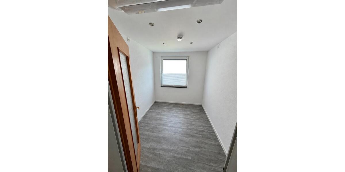 Etagenwohnung Hattingen Niederbonsfeld - 5 Zimmer, 133 m&sup2;, 410.000&euro; | Angebot:26819339