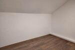 Dachgeschoßwohnung Essen Stadtbezirk VIII - 3 Zimmer, 85 m&sup2;, 950&euro; | Angebot:26638437
