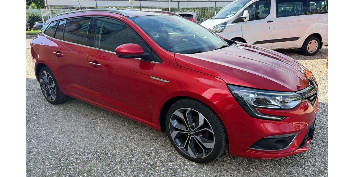 Renault Megane 61.545 km 11.000 &euro; Wesel 46485