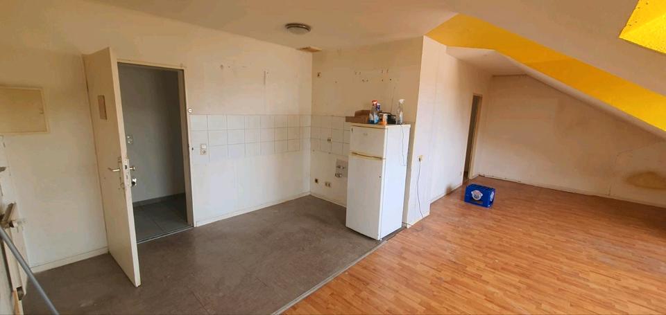 Dachgeschoßwohnung Essen Stadtbezirk IV - 1 Zimmer, 40 m&sup2;, 482&euro; | Angebot:26698745