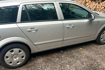 Opel Astra 106.000 km 1.150 &euro; Oberhausen 46047