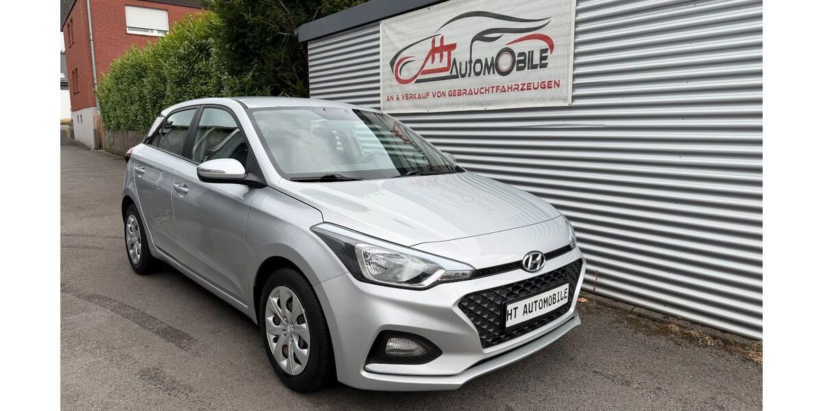Hyundai i20 76.800 km 10.999 &euro; Marl 45770