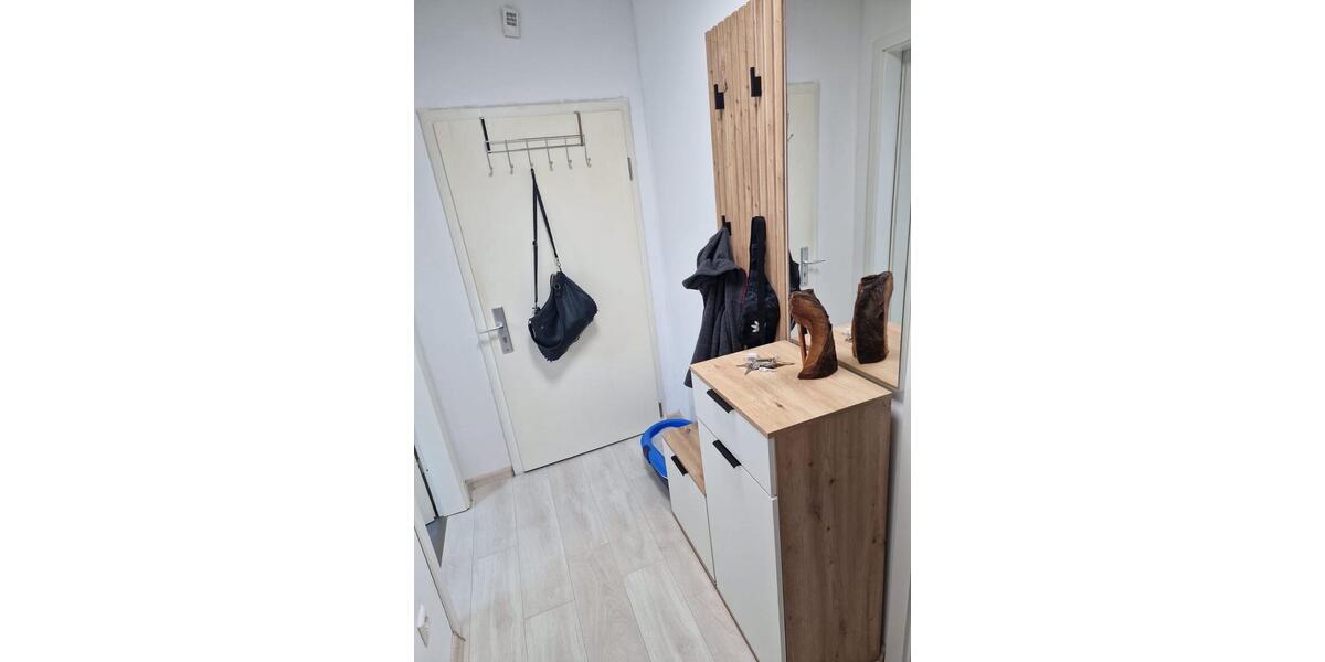 Dachgeschoßwohnung Dinslaken - 2.5 Zimmer, 34 m&sup2;, 470&euro; | Angebot:25962528