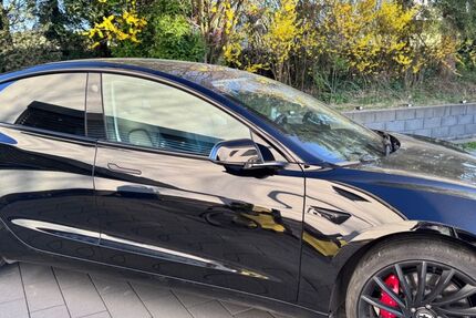 Tesla Model 3 68.000 km 30.000 &euro; Essen 45127