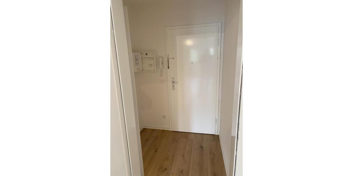 Etagenwohnung Velbert Velbert-Mitte - 2 Zimmer, 69 m&sup2;, 569&euro; | Angebot:26375764