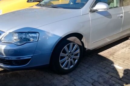 VW Passat 279.404 km 2.890 &euro; Essen 45309