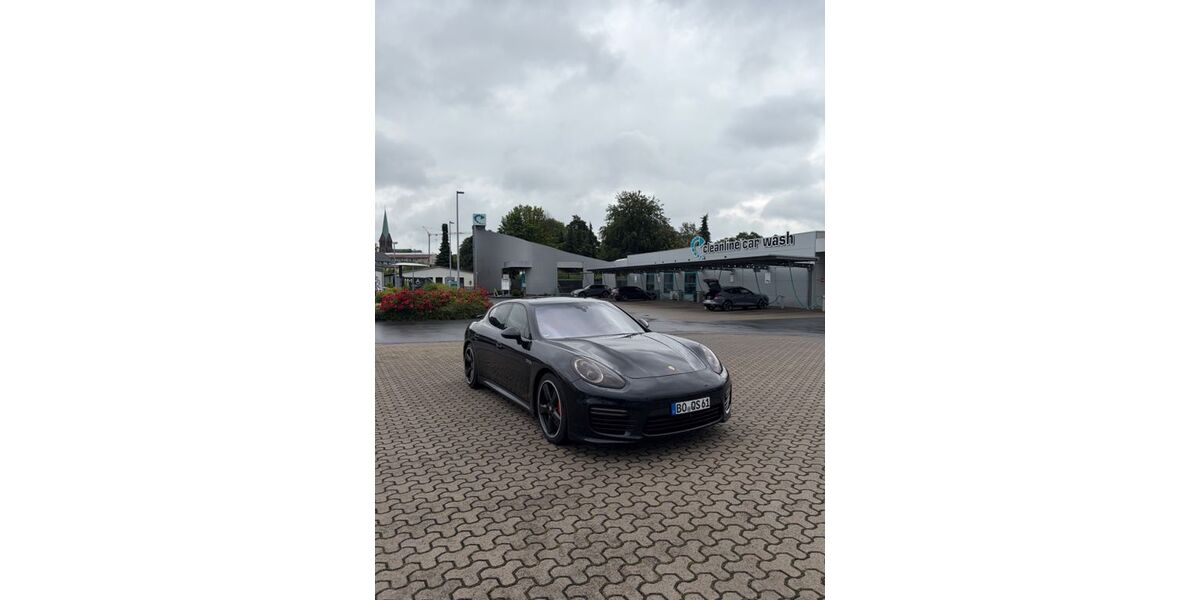 Porsche Panamera 197.000 km 20.900 &euro; Bochum 44793