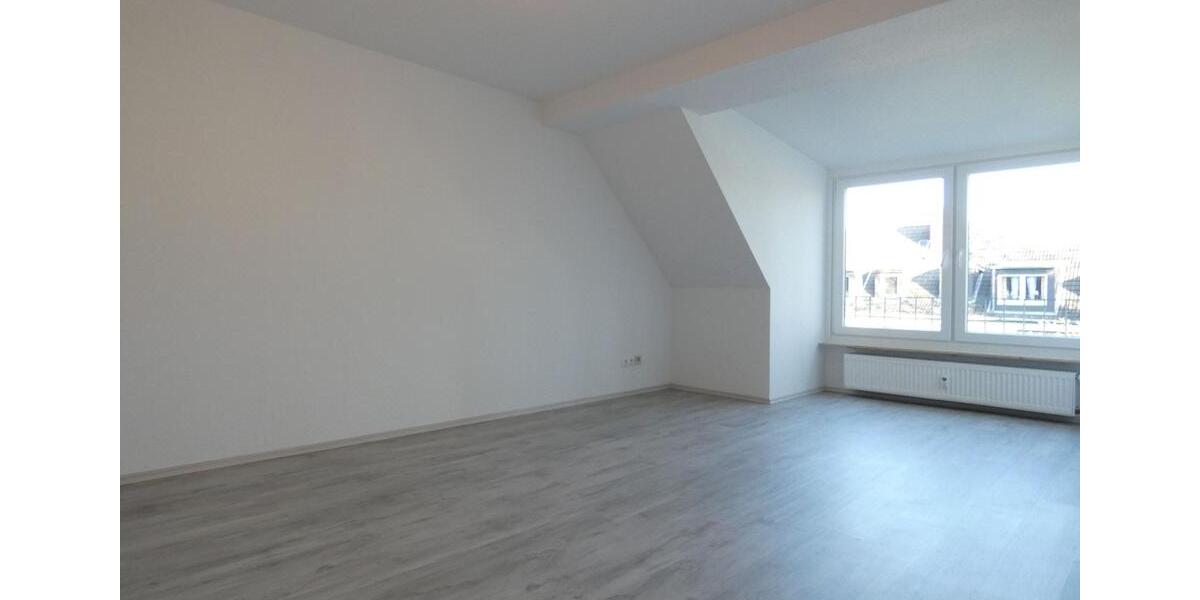 Dachgeschoßwohnung Essen Stadtbezirk III - 2 Zimmer, 40 m&sup2;, 502&euro; | Angebot:25978480