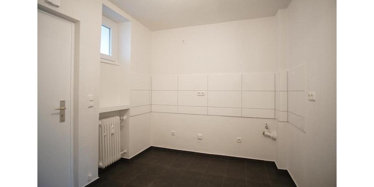 Etagenwohnung Essen Stadtbezirk III - 1 Zimmer, 40 m&sup2;, 375&euro; | Angebot:23866163