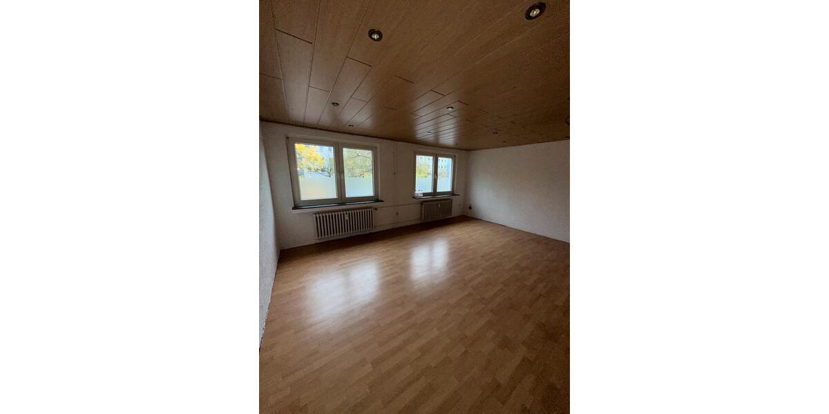Etagenwohnung Duisburg Mittelmeiderich - 2.5 Zimmer, 70 m&sup2;, 118.000&euro; | Angebot:26124178