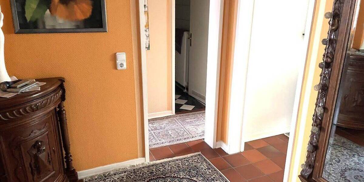 Etagenwohnung Duisburg Alt-Homberg - 3 Zimmer, 81 m&sup2;, 139.000&euro; | Angebot:26192281