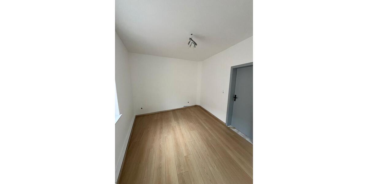 Etagenwohnung Gelsenkirchen Rotthausen - 4 Zimmer, 69 m&sup2;, 590&euro; | Angebot:26415575