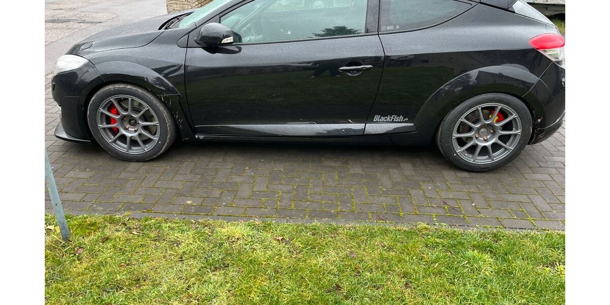 Renault Megane 106.000 km 20.700 &euro; Oberhausen 46149