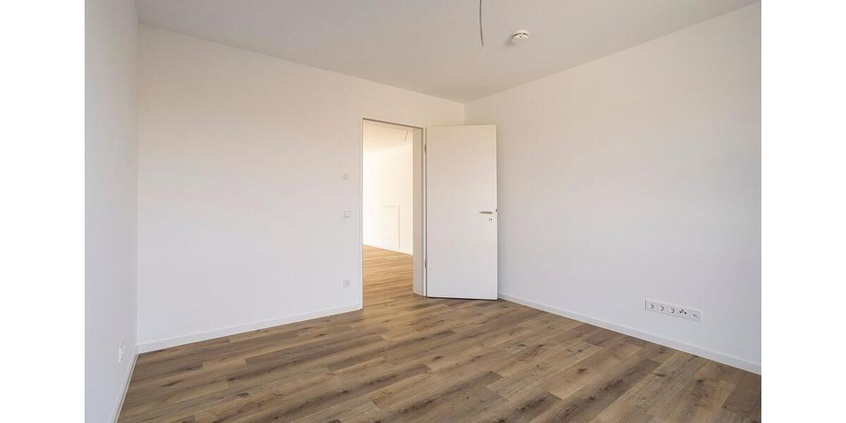 Erdgeschoßwohnung Gelsenkirchen Gelsenkirchen-Nord - 3 Zimmer, 95 m&sup2;, 1.070&euro; | Angebot:25853470