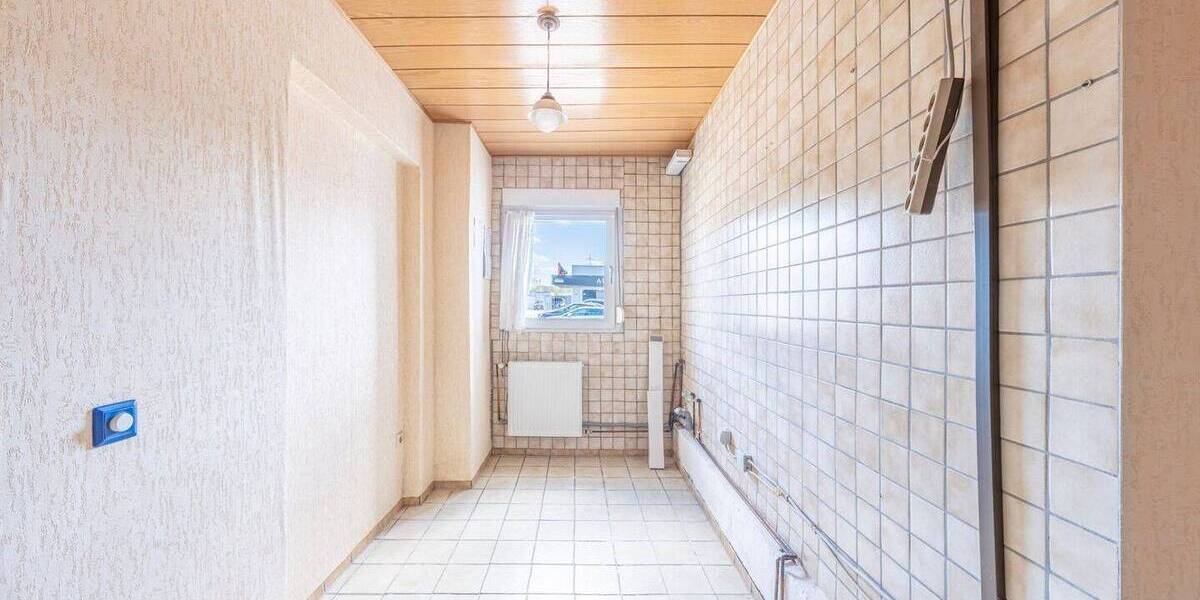 Mehrfamilienhaus, Wohnhaus Castrop-Rauxel Behringhausen - 7 Zimmer, 189 m&sup2;, 339.000&euro; | Angebot:26219264
