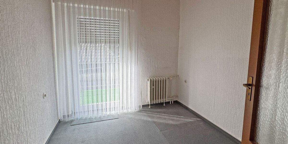 Einfamilienhaus Voerde Spellen - 5 Zimmer, 95 m&sup2;, 420.000&euro; | Angebot:25684450