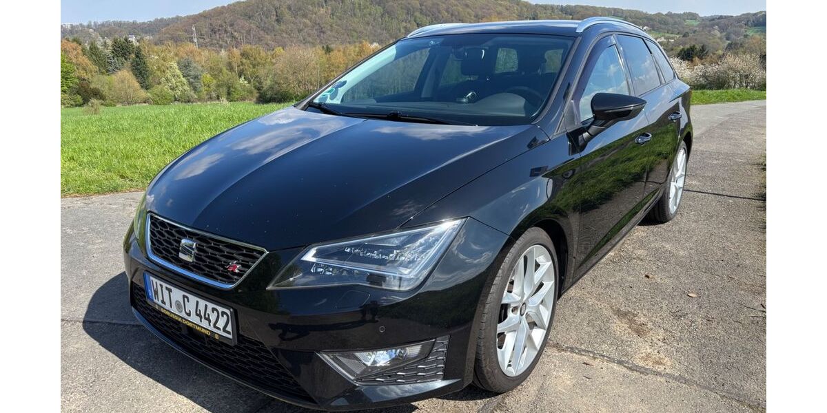Seat Leon 227.000 km 8.790 &euro; Hattingen 45525