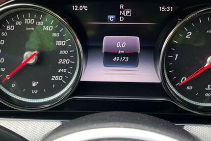 Mercedes-Benz E 200 49.200 km 29.900 &euro; Moers 47441