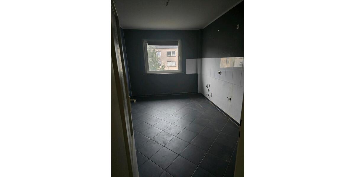 Hochparterre Gelsenkirchen Gelsenkirchen-Mitte - 2.5 Zimmer, 61 m&sup2;, 660&euro; | Angebot:25416117