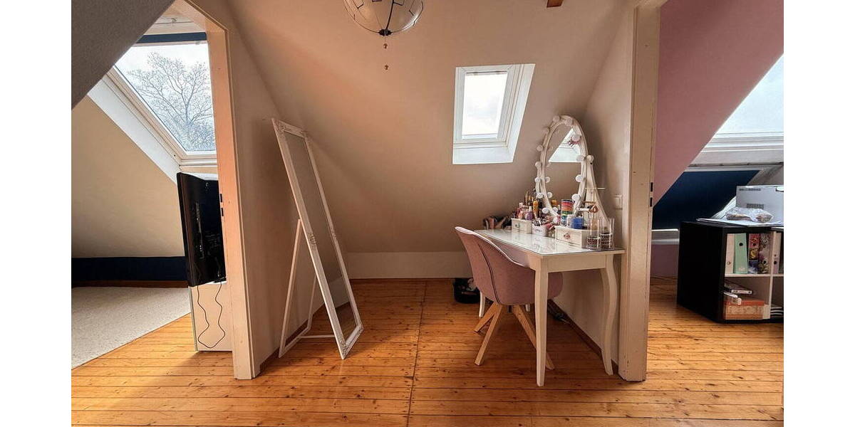 Einfamilienhaus Duisburg Ungelsheim - 7 Zimmer, 180 m&sup2;, 930.000&euro; | Angebot:26156021