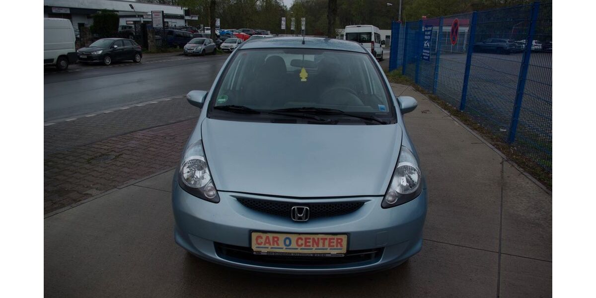 Honda Jazz 87.000 km 3.300 &euro; Bottrop 46242