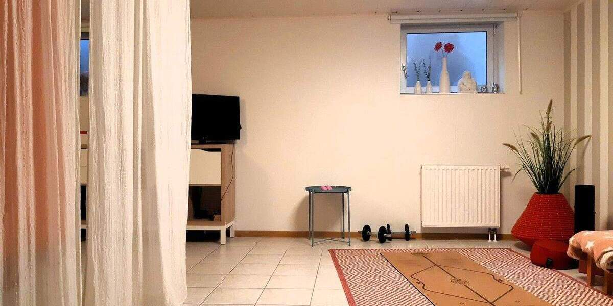 Reihenendhaus Dinslaken Innenstadt - 7 Zimmer, 230 m&sup2;, 599.000&euro; | Angebot:25718896