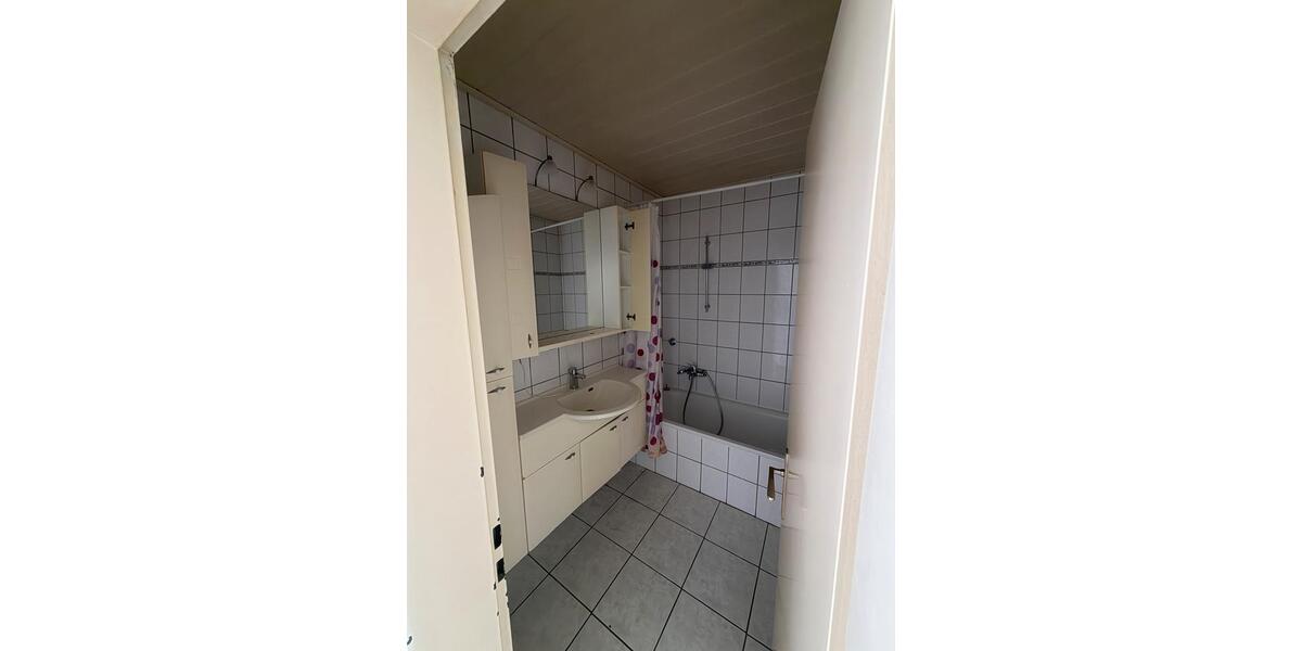 Etagenwohnung Herten Bertlich - 4 Zimmer, 91 m&sup2;, 879&euro; | Angebot:25320150