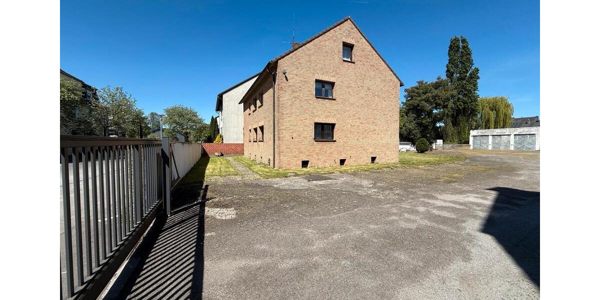 Erdgeschoßwohnung Gladbeck - 3.5 Zimmer, 92 m&sup2;, 1.500&euro; | Angebot:26416909