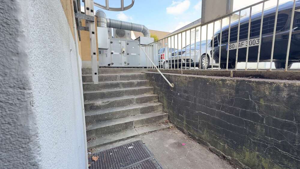 Top-Gewerbefläche in Marl-Hüls – 655 m² Verkaufs-, Büro- & Lagerfläche mit Parkplätzen - Gewerbeobjekt Marl Hüls-Süd | Angebot:25839488