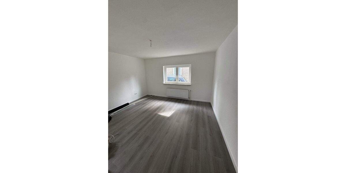 Etagenwohnung Moers Hochstraß - 2 Zimmer, 49 m&sup2;, 420&euro; | Angebot:26035832