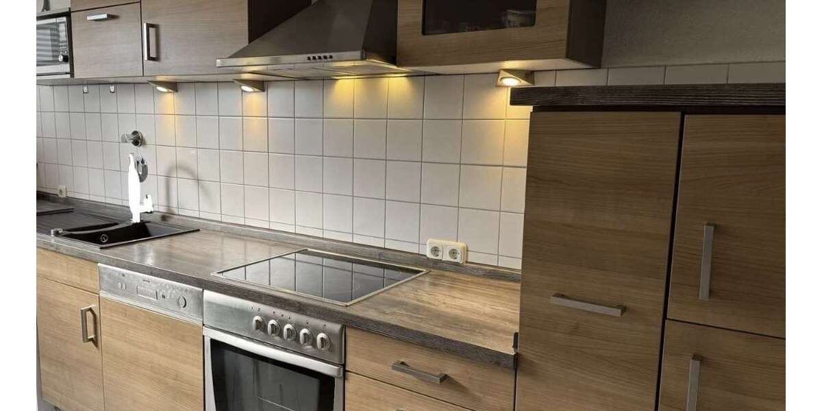 Etagenwohnung Oberhausen Schmachtendorf - 3 Zimmer, 82 m&sup2;, 2.200&euro; | Angebot:25980157