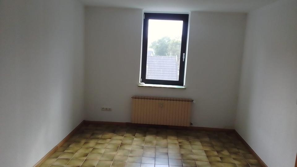 Etagenwohnung Moers - 2 Zimmer, 50 m&sup2;, 700&euro; | Angebot:26635733