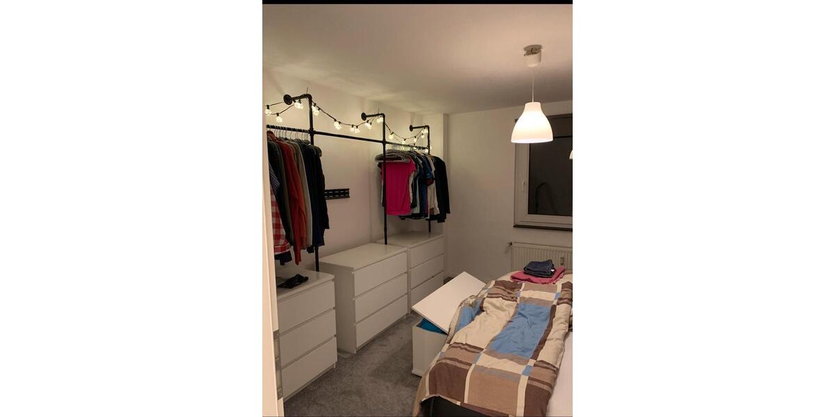 Etagenwohnung Essen Stadtbezirk IV - 1.5 Zimmer, 64 m&sup2;, 800&euro; | Angebot:25895265