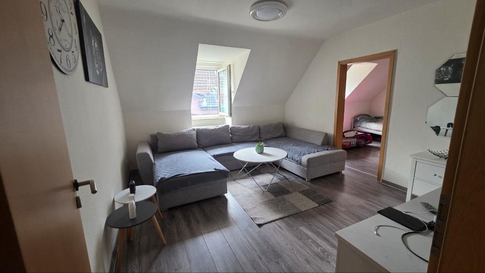 Dachgeschoßwohnung Gelsenkirchen Ückendorf - 2.5 Zimmer, 70 m&sup2;, 550&euro; | Angebot:26632817