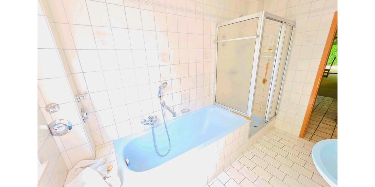 Erdgeschoßwohnung Dinslaken Hiesfeld - 2.5 Zimmer, 84 m&sup2;, 249.900&euro; | Angebot:26691732
