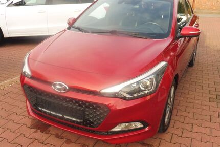 Hyundai i20 34.000 km 10.900 &euro; Oberhausen 46045