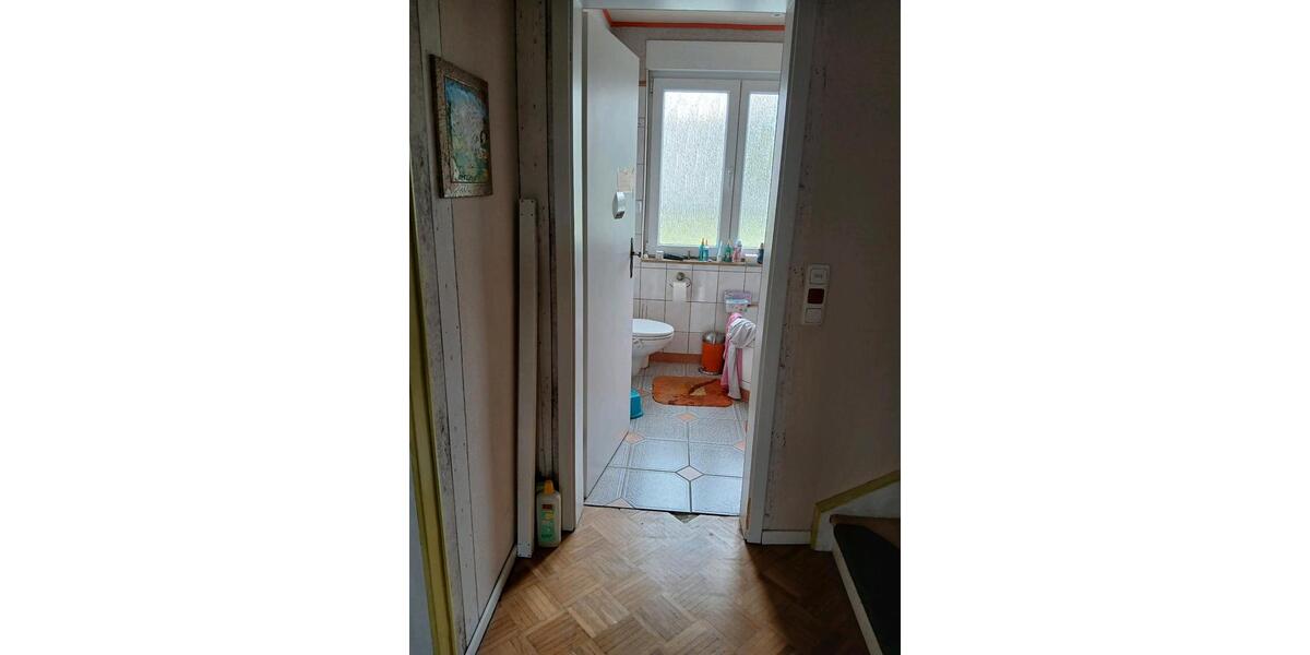 Reihenhaus Duisburg Hamborn - 6 Zimmer, 134 m&sup2;, 390.000&euro; | Angebot:26122102