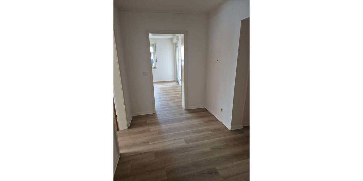 Etagenwohnung Duisburg Hamborn - 2.5 Zimmer, 68 m&sup2;, 700&euro; | Angebot:26168347