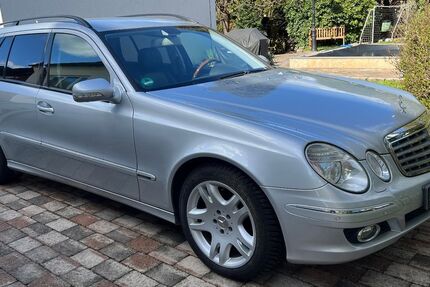 Mercedes-Benz E 280 267.223 km 3.999 &euro; Recklinghausen 45665